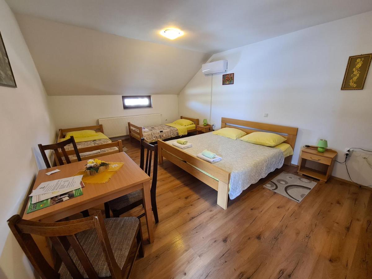Guest House Aquarius Bosnjaci Dış mekan fotoğraf