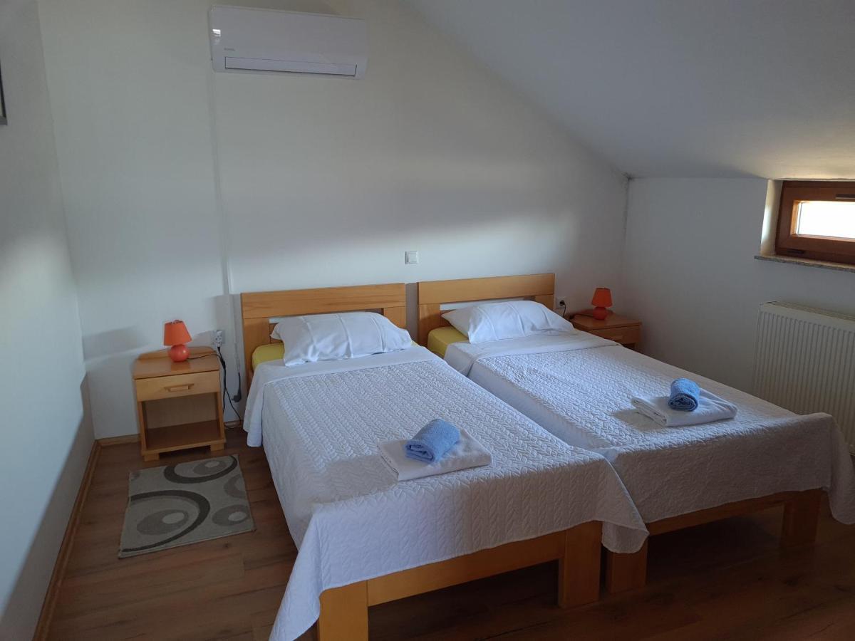 Guest House Aquarius Bosnjaci Dış mekan fotoğraf