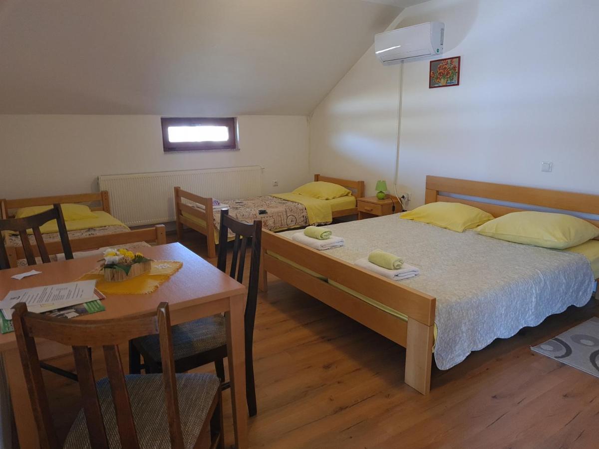 Guest House Aquarius Bosnjaci Dış mekan fotoğraf